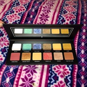 BoxyCharm - "Community" Palette